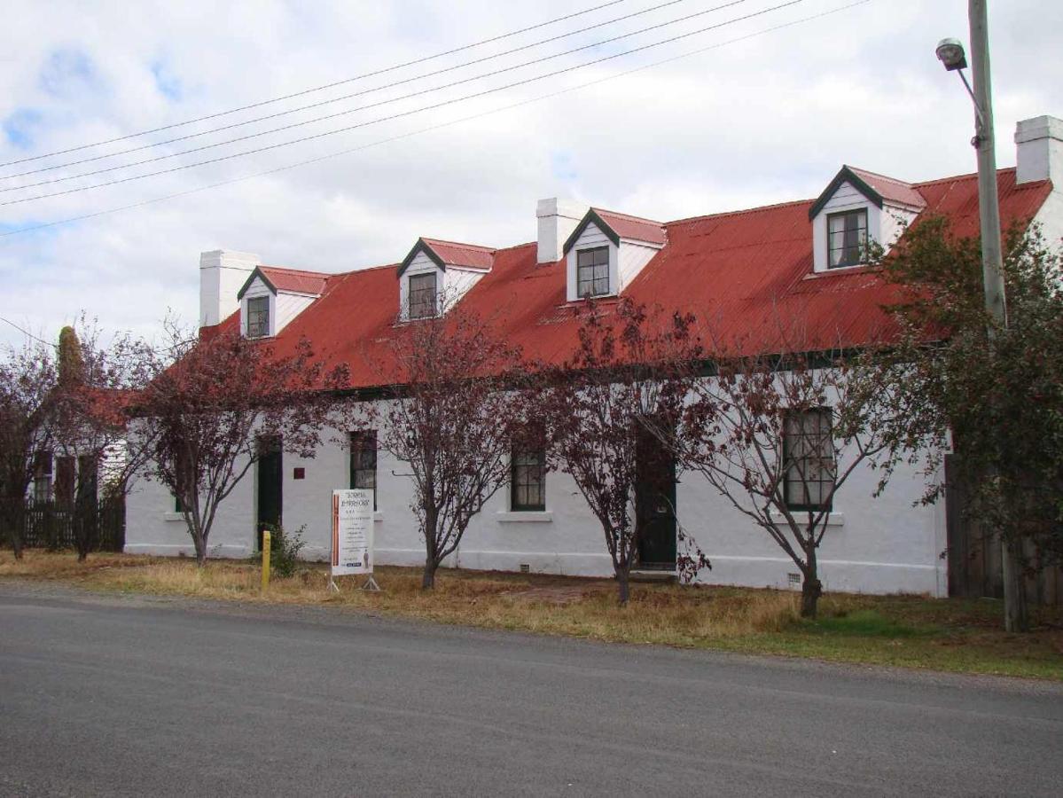 Sorell Barracks Extérieur photo